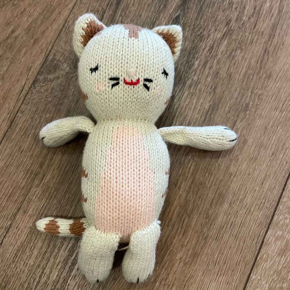 Red & Olive cotton knit plush kitty